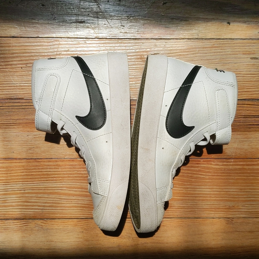 Nike Blazer mid ' 77  boys hightops